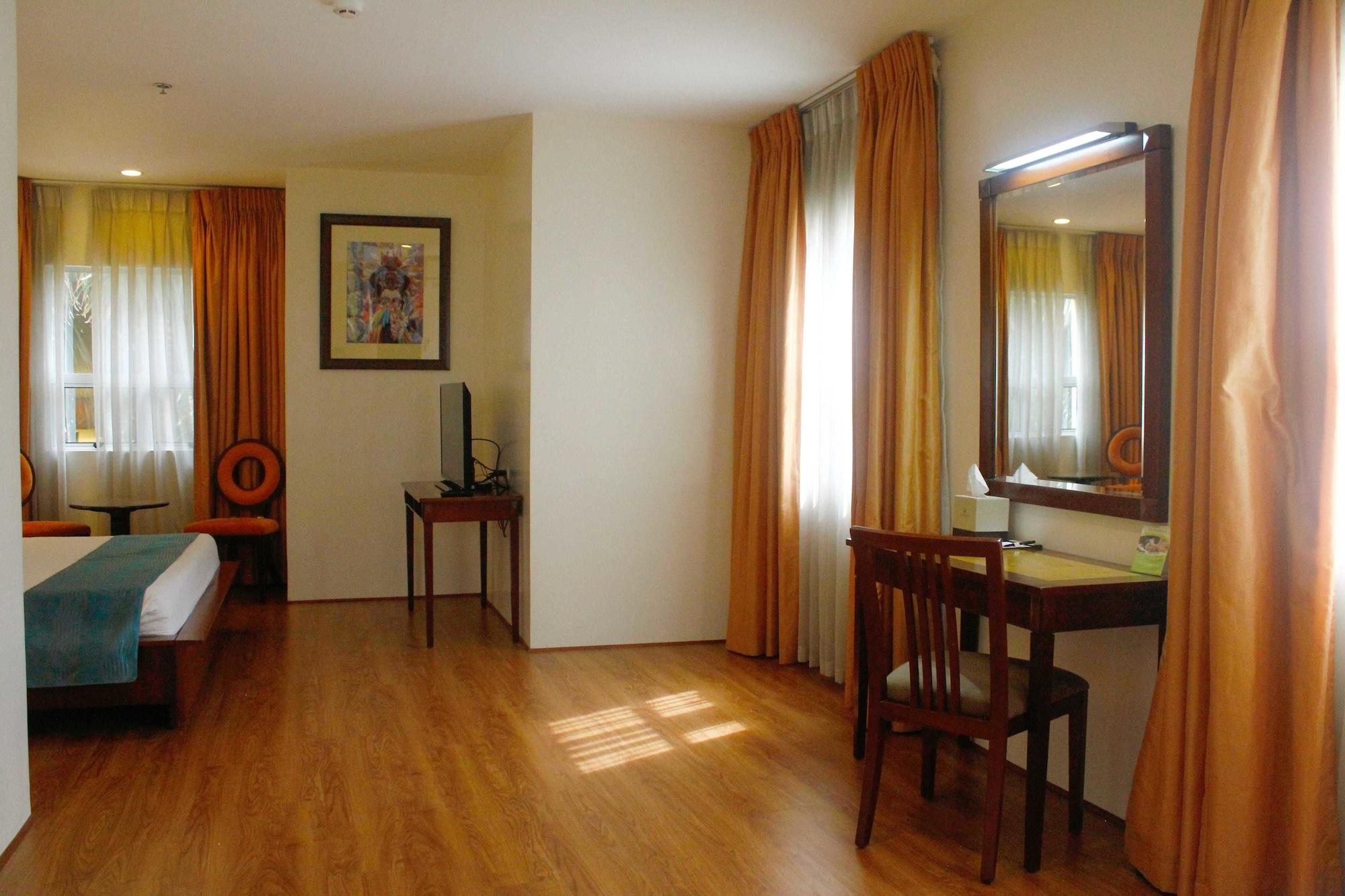 Citi Park Hotel Cebu Powered By Cocotel Extérieur photo