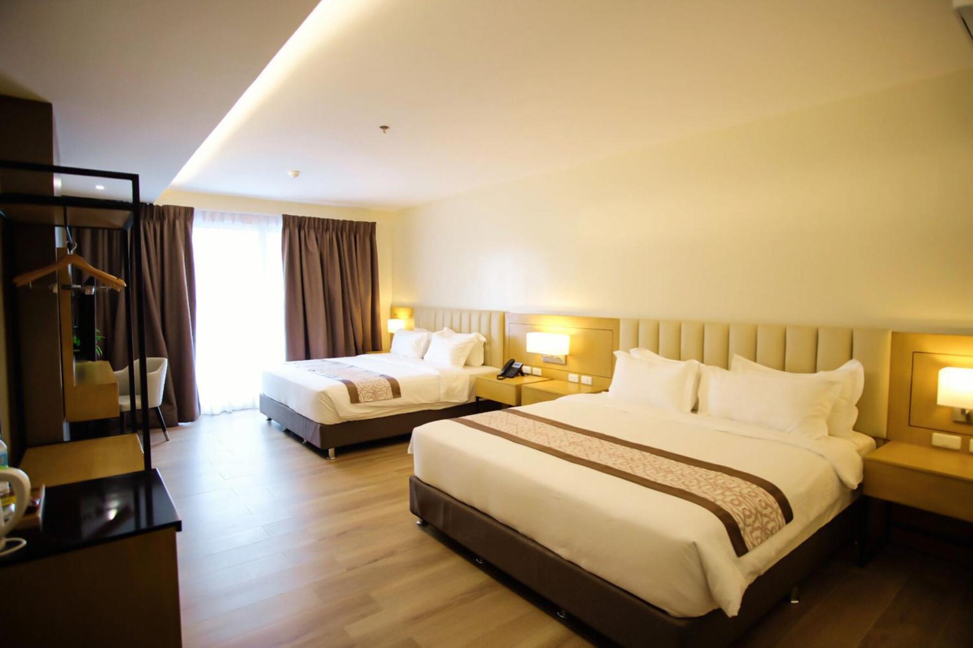 Citi Park Hotel Cebu Powered By Cocotel Extérieur photo