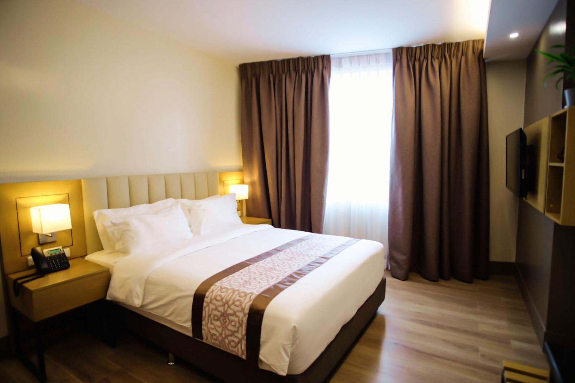 Citi Park Hotel Cebu Powered By Cocotel Extérieur photo