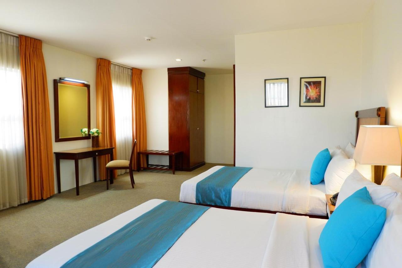 Citi Park Hotel Cebu Powered By Cocotel Extérieur photo